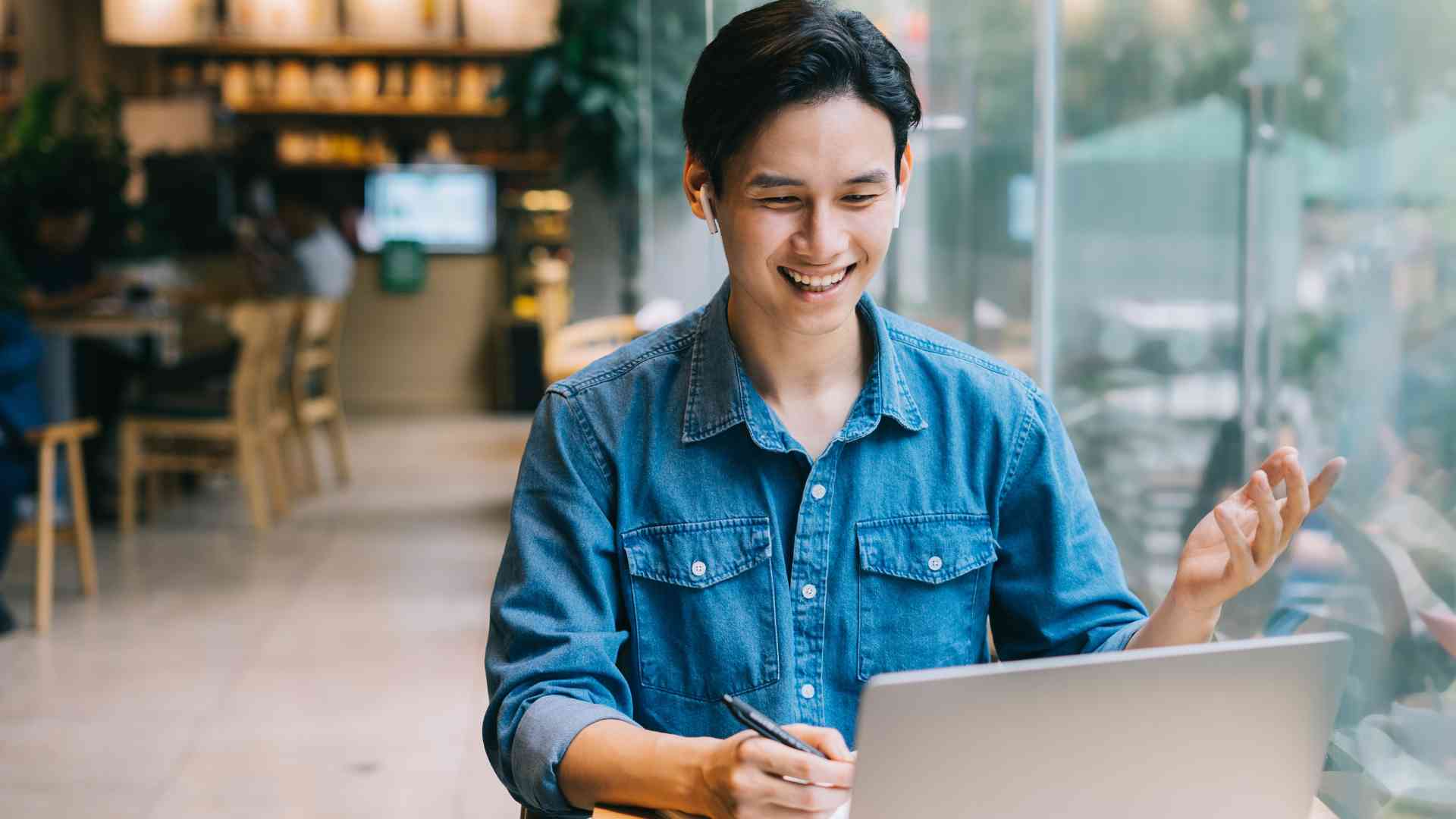 A virtual sales assistant